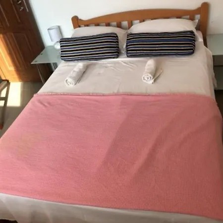 Borzic - One Bedroom With Terarce & Sea View Appartement *